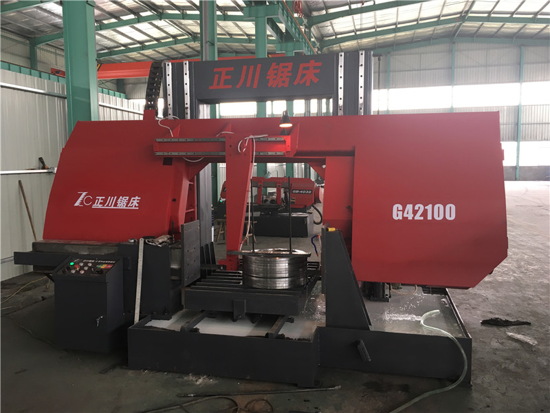 帶鋸床在使用過(guò)程中要關(guān)注哪些檢查和維修事項(xiàng)？